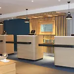 Holiday Inn Express Oxford Kassam Stadium By Ihg