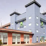 Holiday Inn Express Oxford Kassam Stadium By Ihg